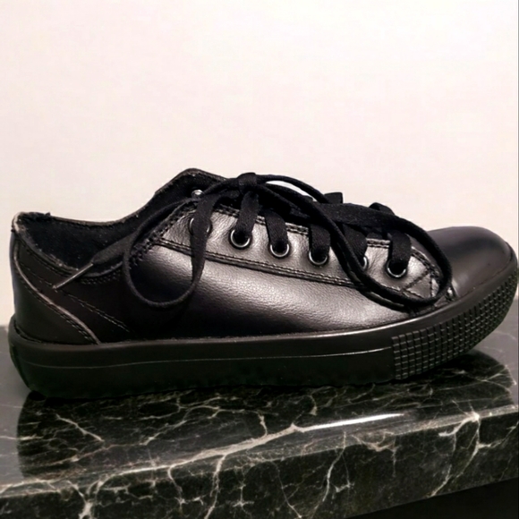 9W Women Work shoes Non-Slip  Slip resistance All Black Tri-Comb - Picture 2 of 6